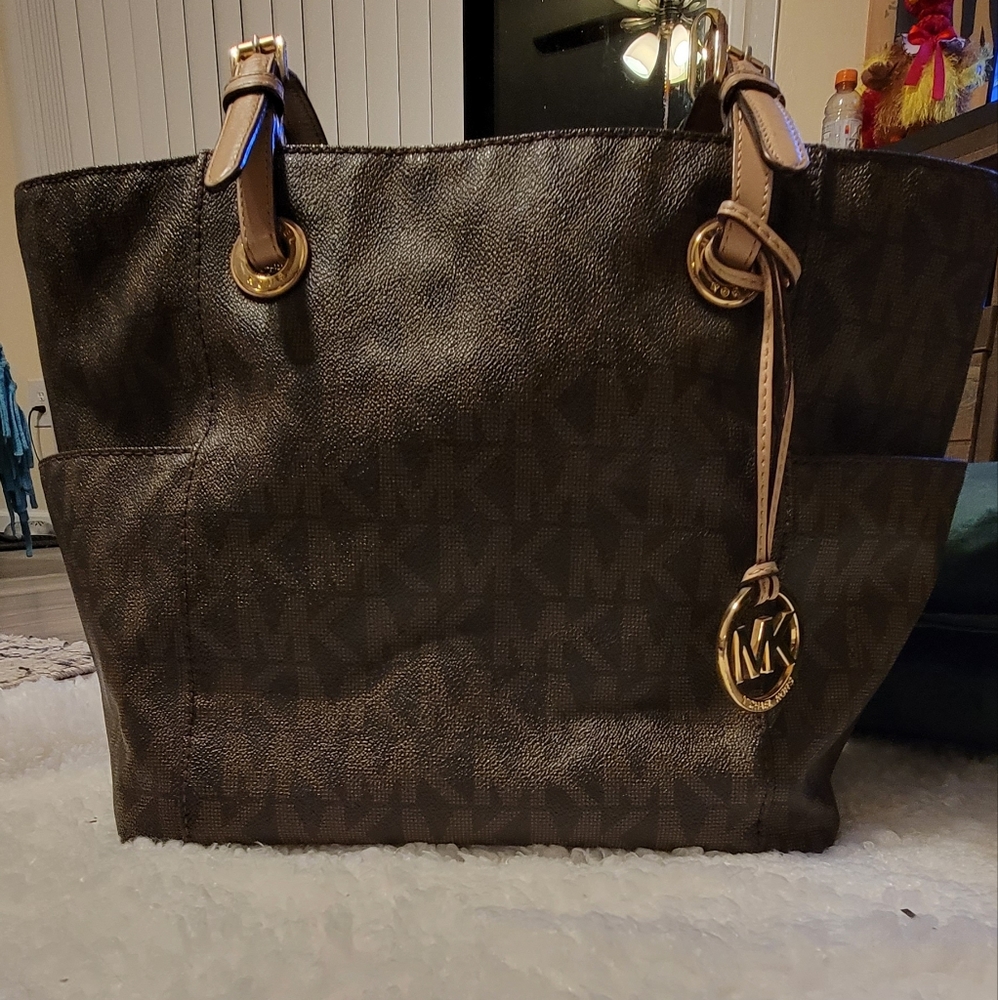 Michael Kors Shoulder Bag